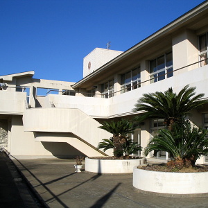 �Z�Ɂ�2005�N